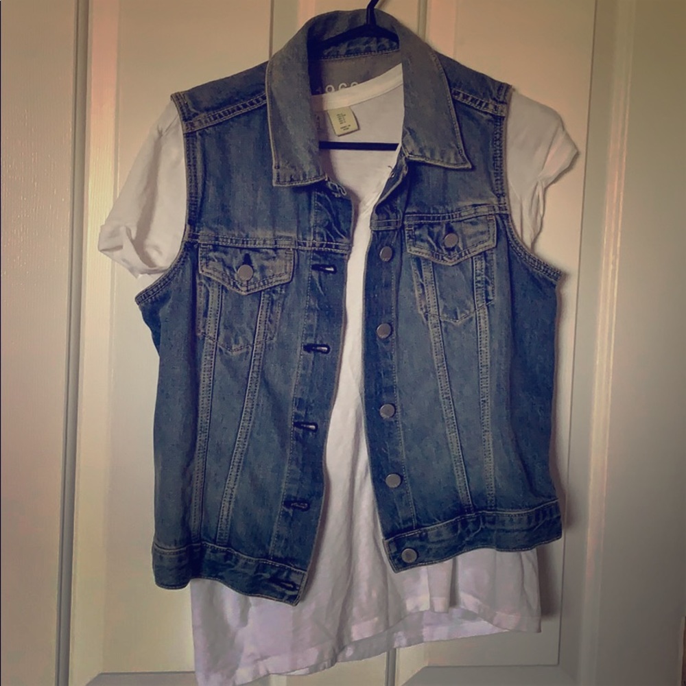 Denim blue vest